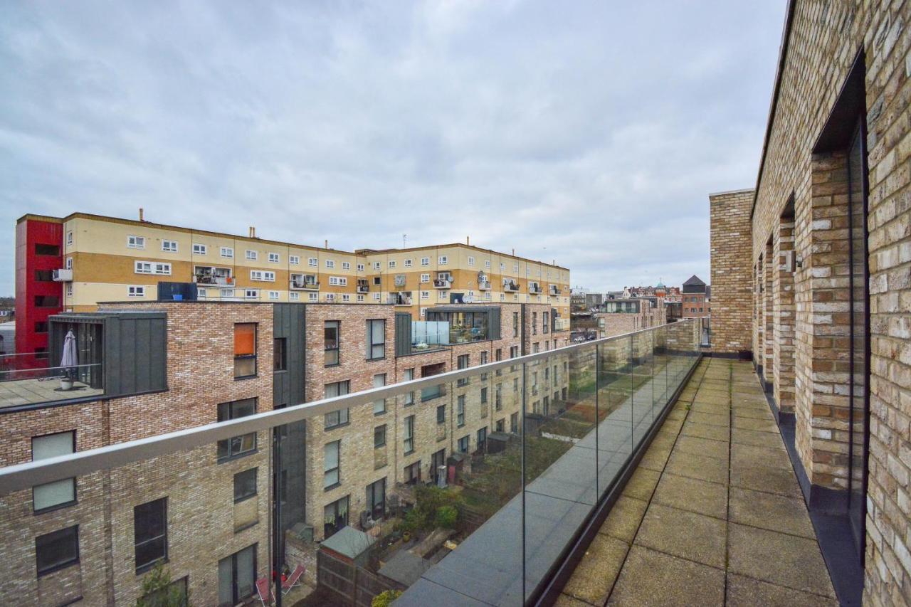Apartment Wharf - Cambridge Av Londýn Exteriér fotografie